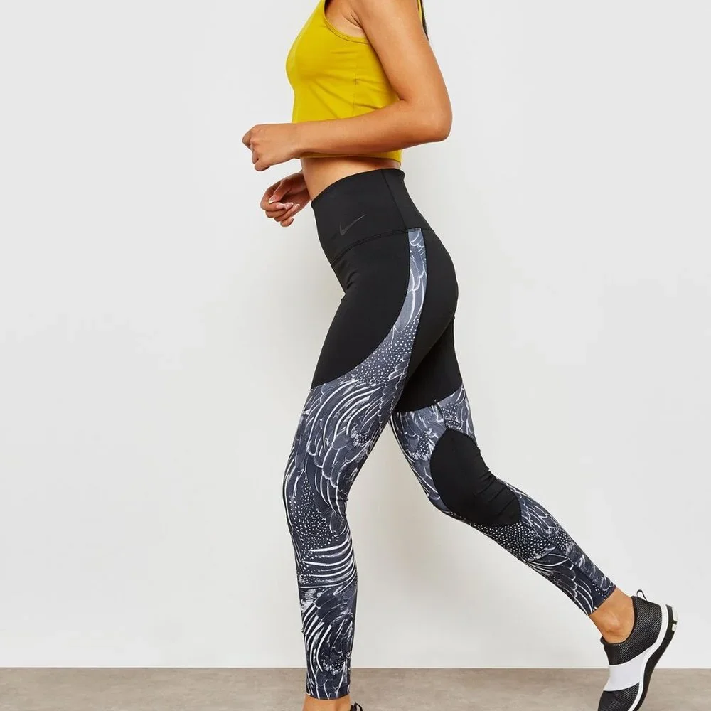 Nike Power Hyper Tight Fit Flutter Print Tights